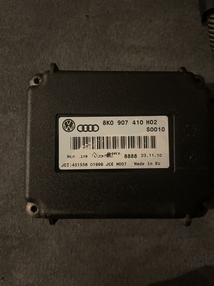 Продавам плафон за Audi a4 b8
