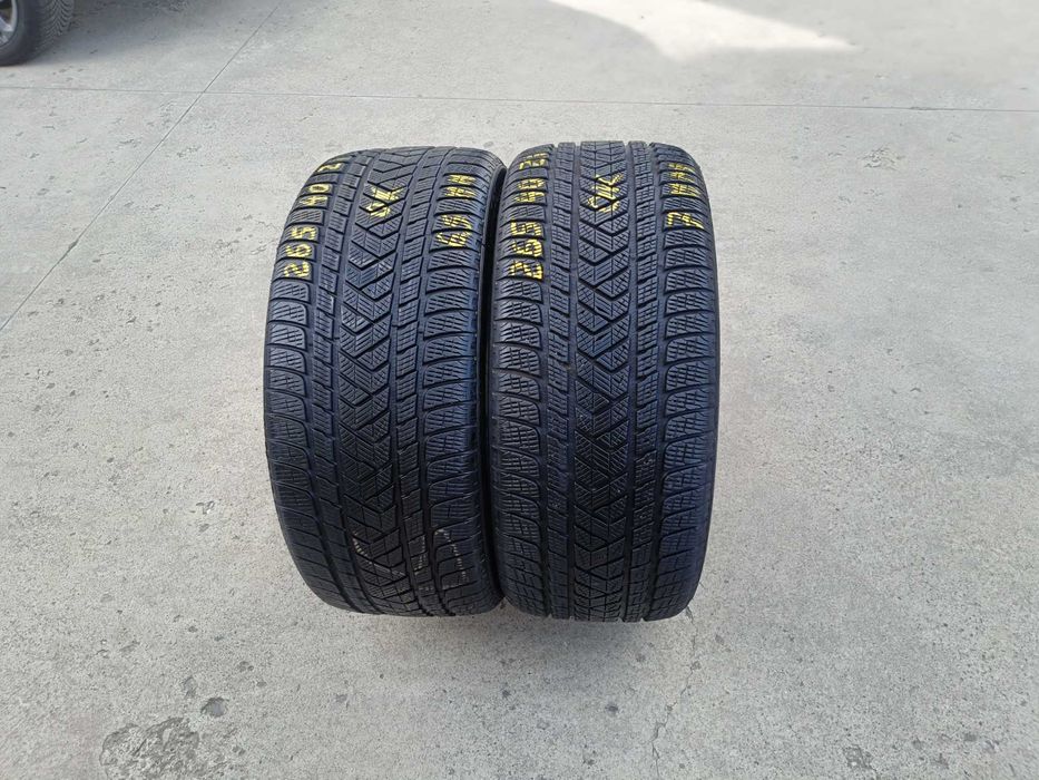 Doua anvelope iarna 265 40 21 pirelli scorpion winter profil de 7 mm