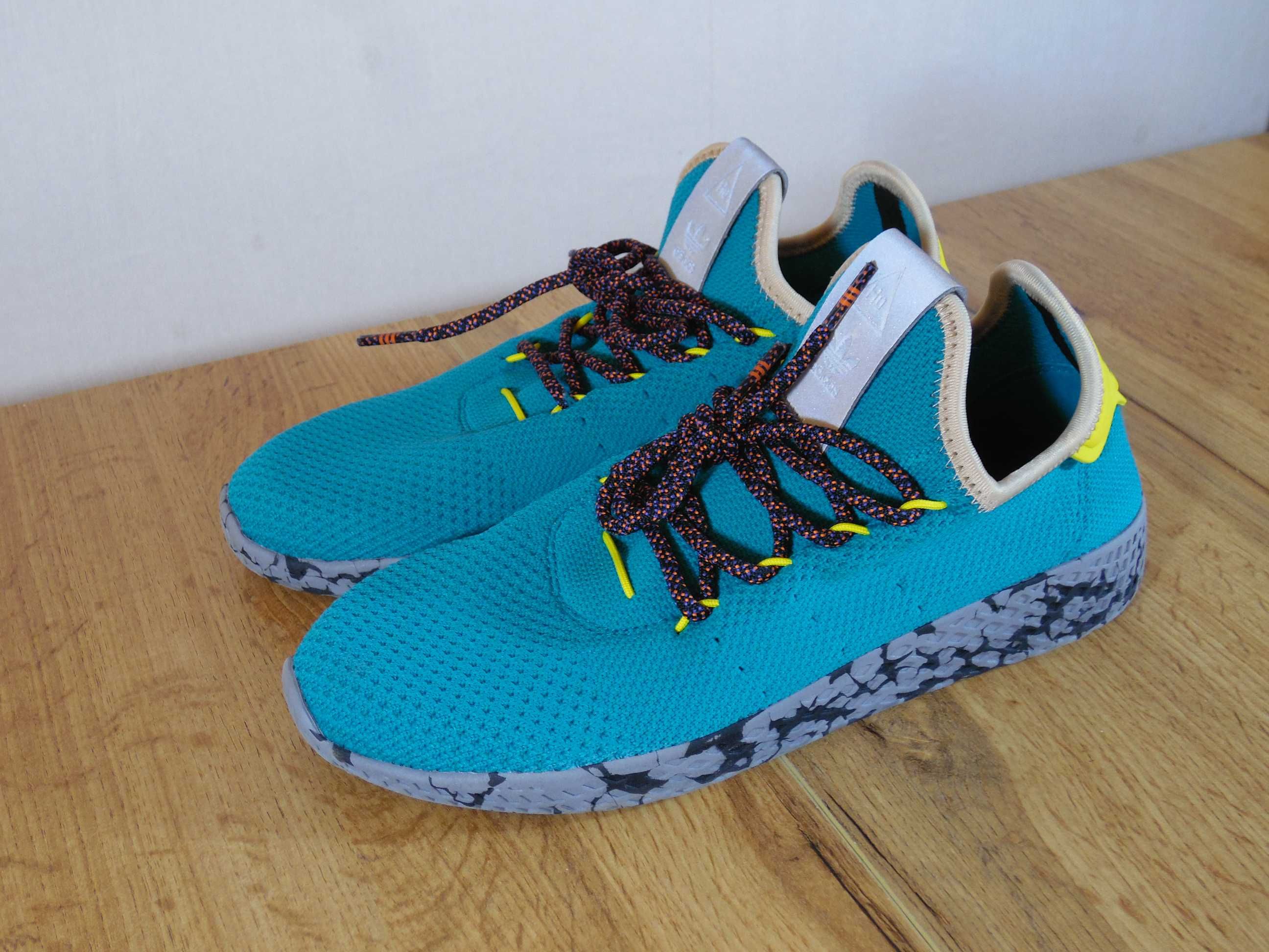 Adidas Originals Pharrell Williams Tennis Hu - 37,5 номер Оригинални!