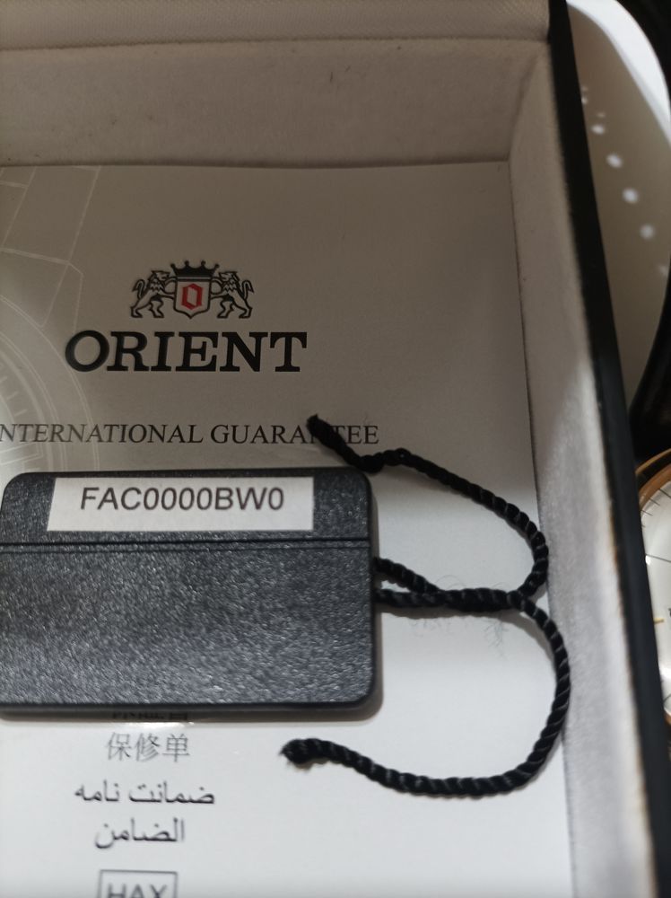 Продавам японски автоматичен часовник Orient