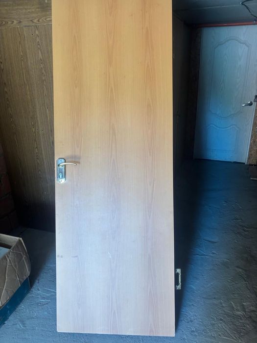 Межкомнатные двери б/у