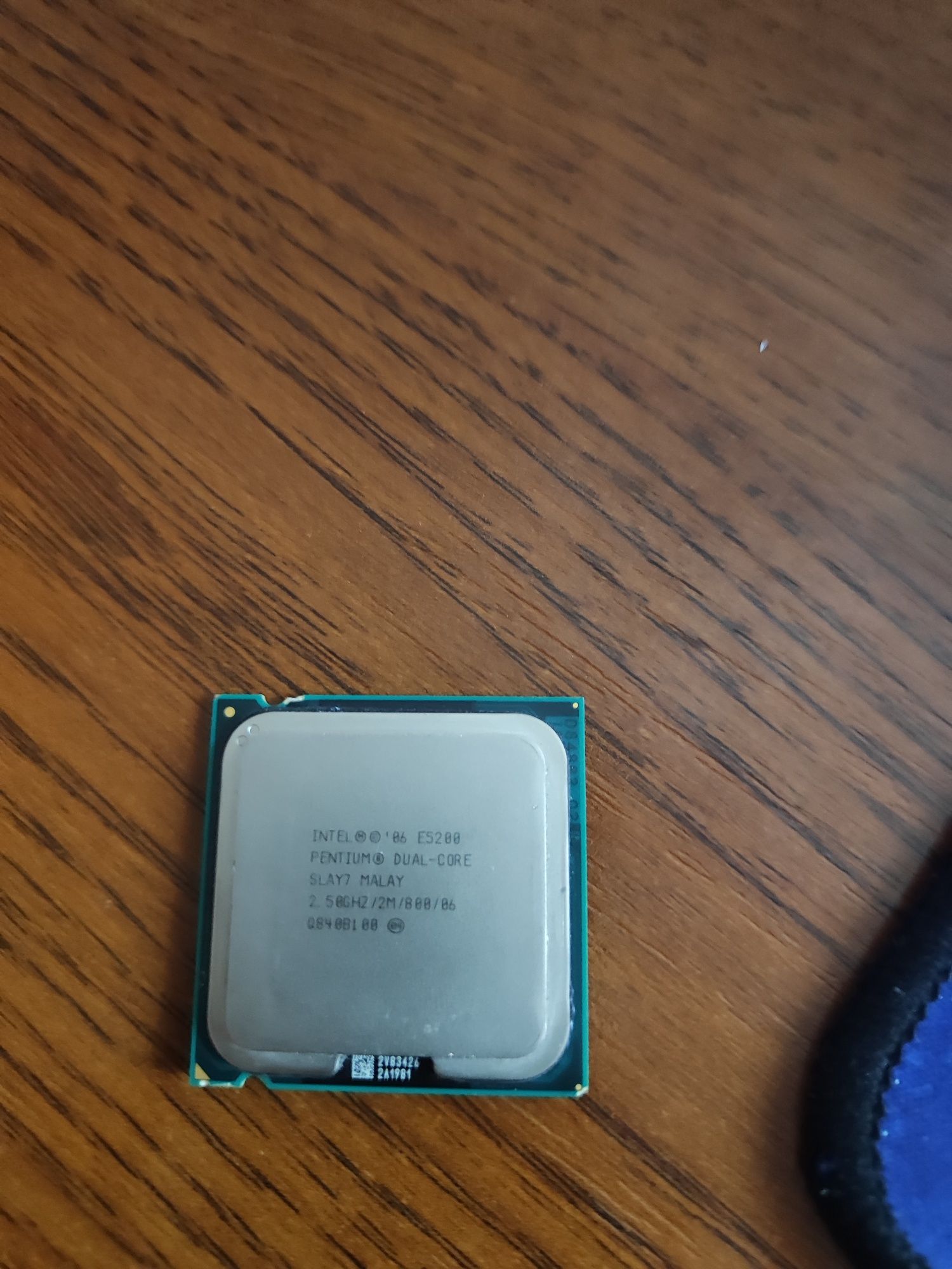 Intel pentium Dual core E5200