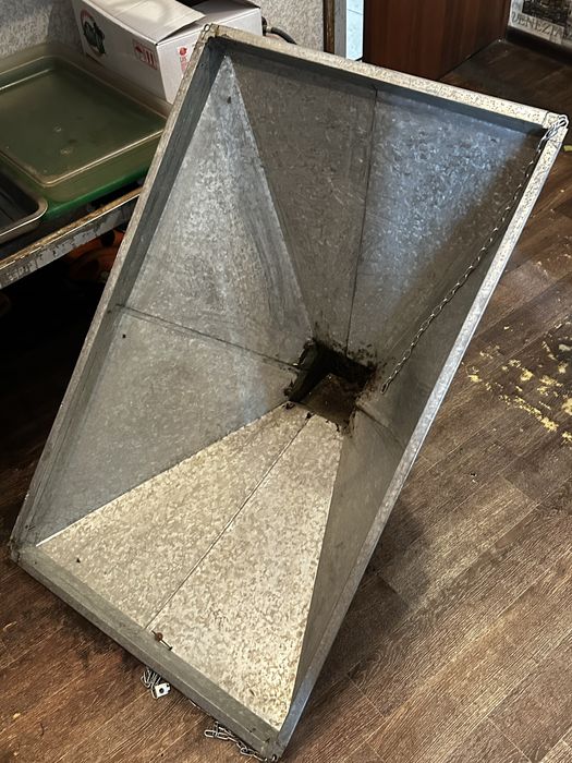 Зонт для вытяжки