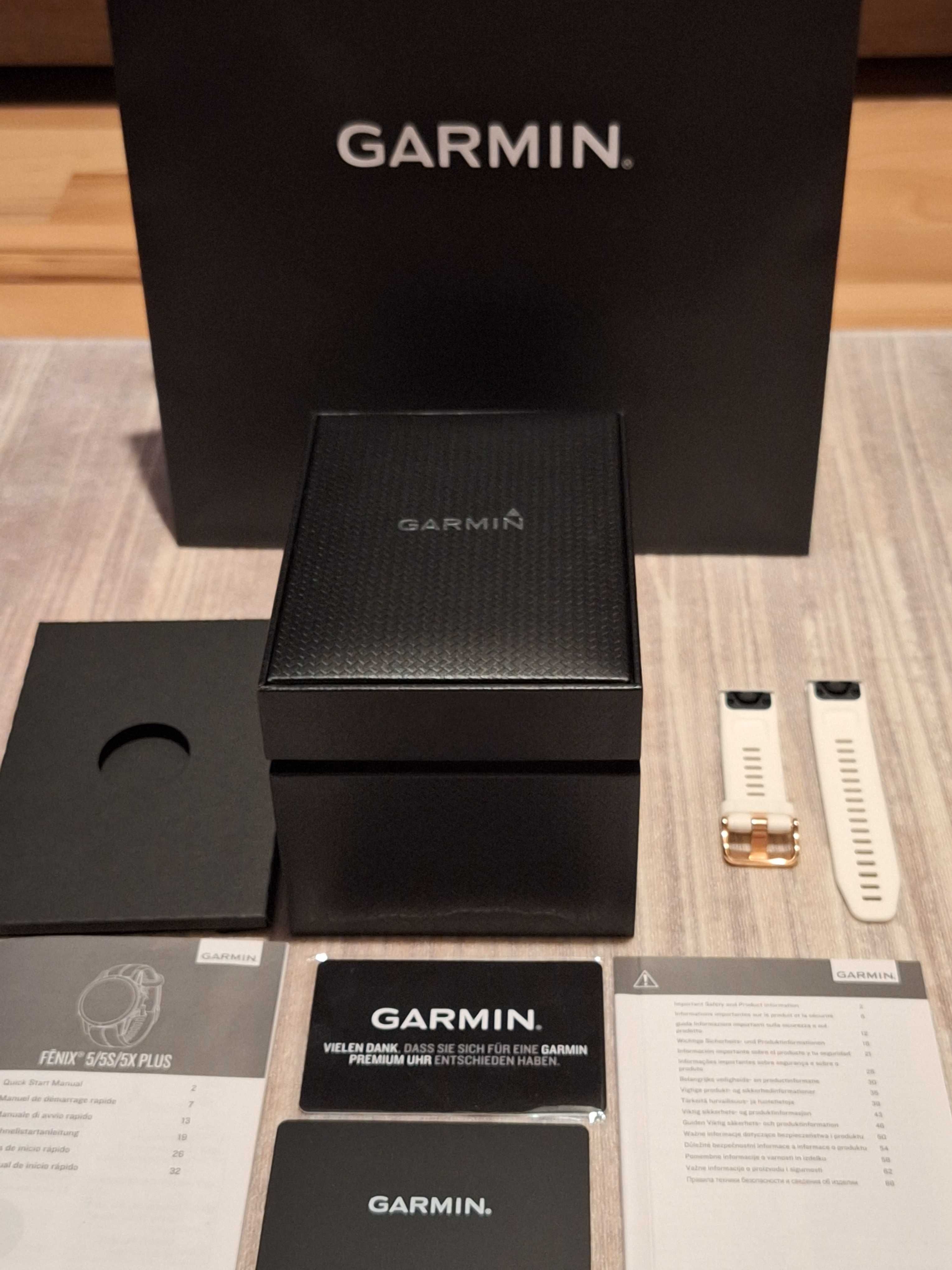 Garmin Fenix 5S Plus Safir,weiß mit rosegoldenem Mettalarmband
