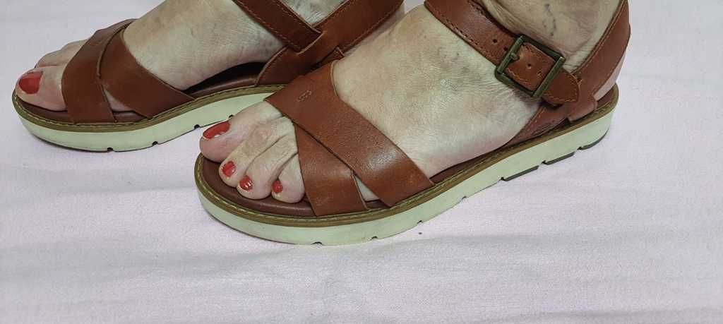 Sandale trendy full piele de la TIMBERLAND Bailey Park marimea 38,5-39