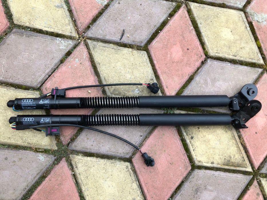 Set amortizoare electrice haion, portbagaj, Audi A7, stare impecabila