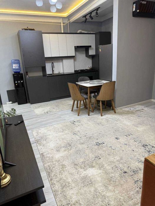 Самарканд шахрида 2-3 хонали 2 чи қаватда жойлашган квартира сотилади.