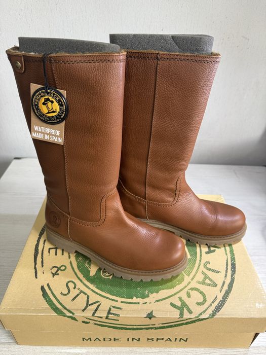 Сапоги  от испанского бренда “panama Jack “