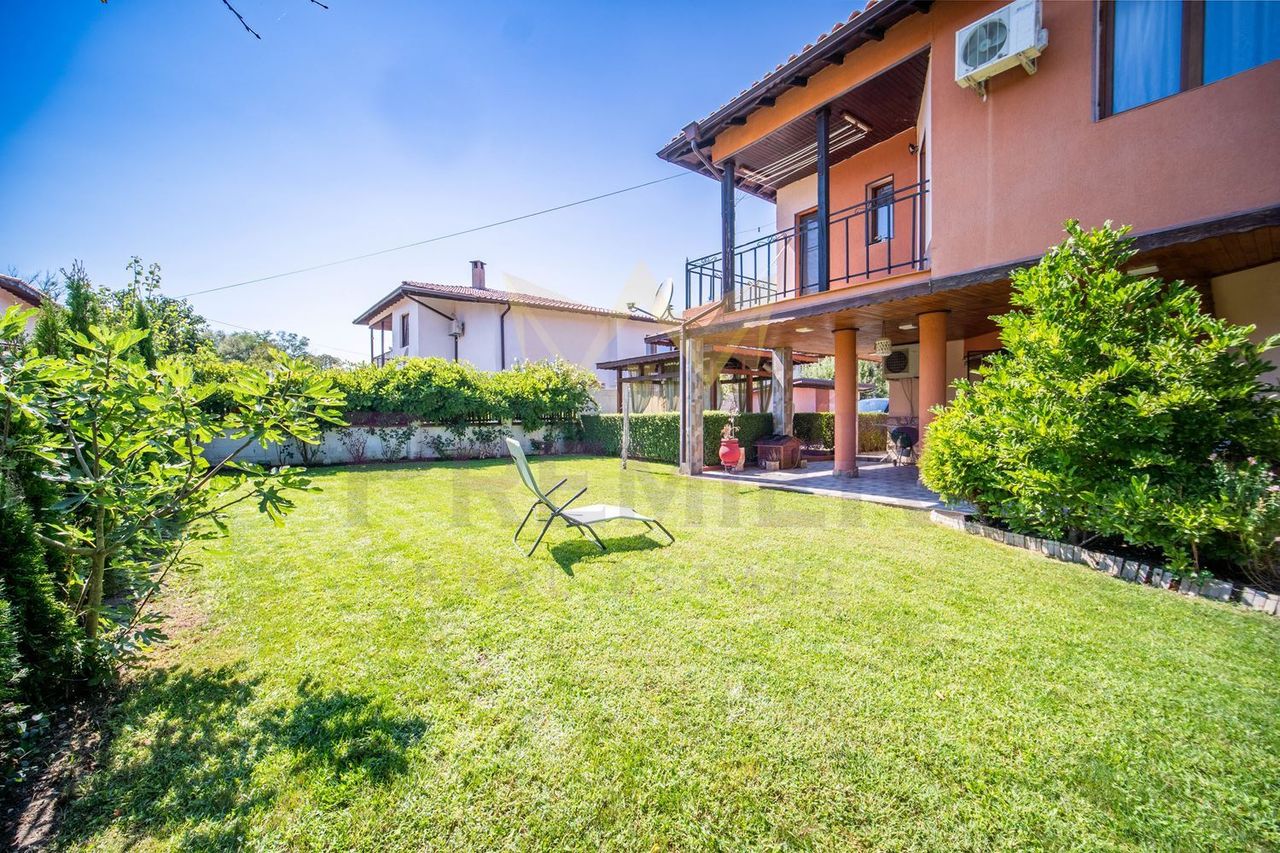 Продава се Къща в с. Осеново, Област Варна - 180 кв.м за 1400 €/кв.м - Снимка #4
