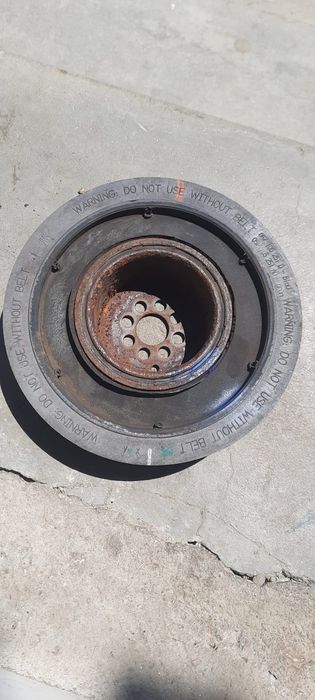 Vând fulie Audi A6 c6 3.0 Tdi