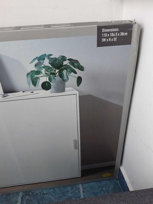 Vand comodă usi glisante