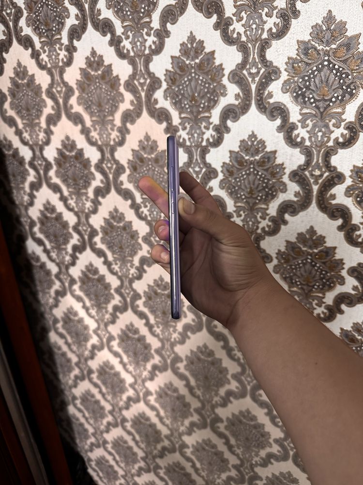 Samsung A52 8/256 радной возможно обмен
