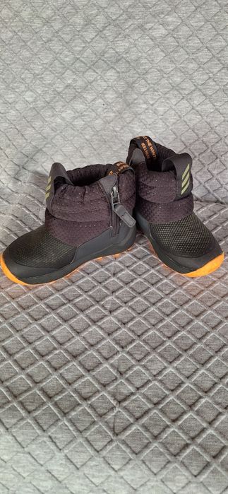 Детски маратонки и ботушки адидас