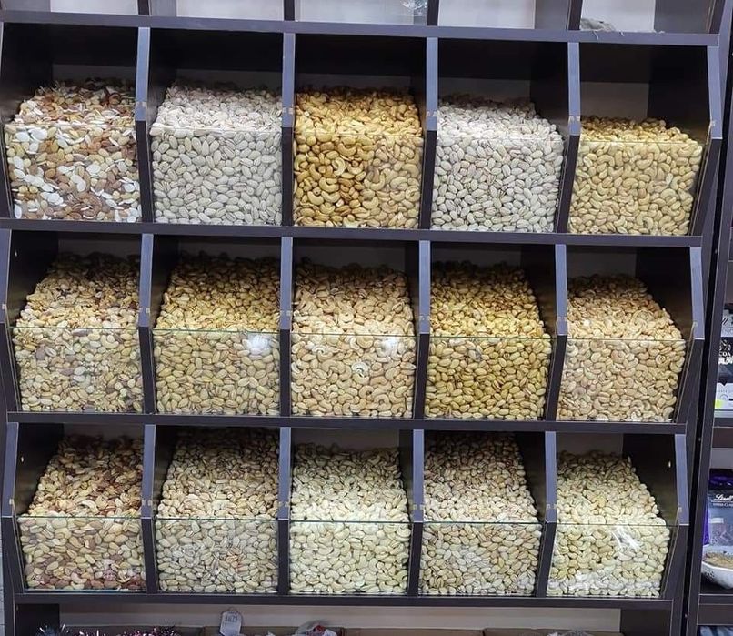 Vitrina magazin dokonlar uchun tayyorlimiz