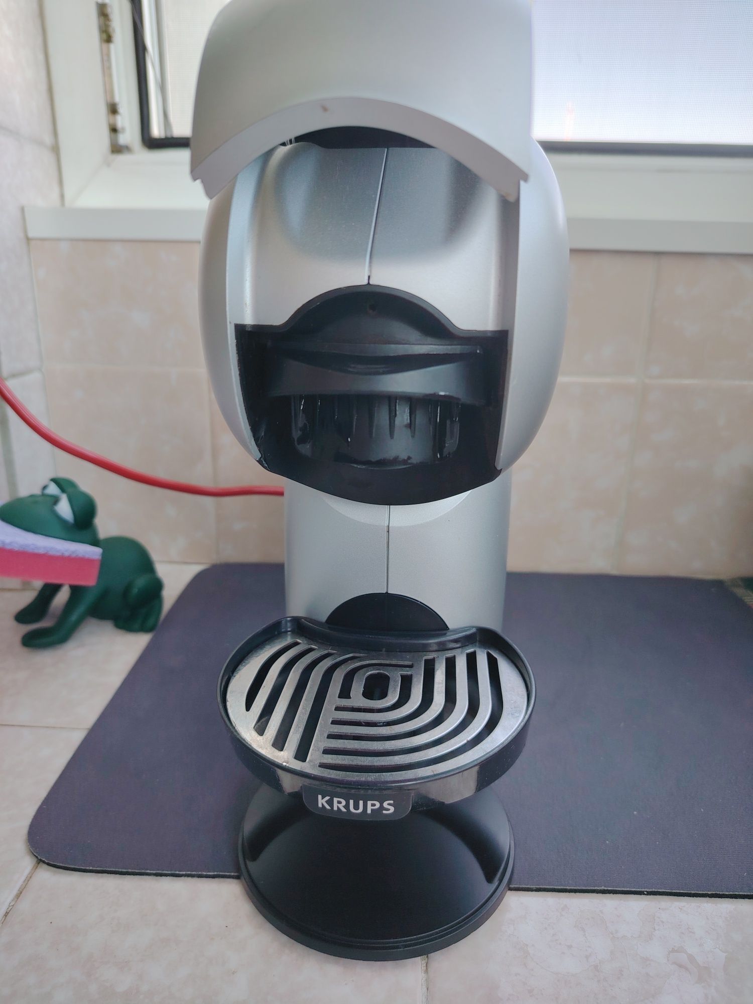 Кафемашина Dolce Gusto GENIO S TOUCH