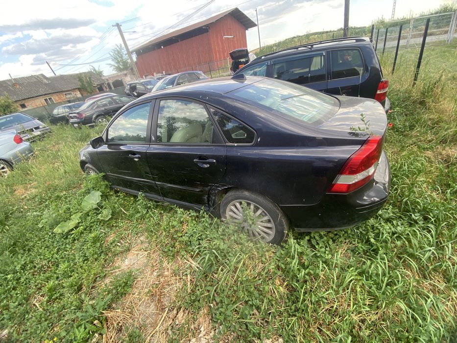 Piese volvo S40 an 2006 motor 2.0 i benzina! Bara Fata,completa