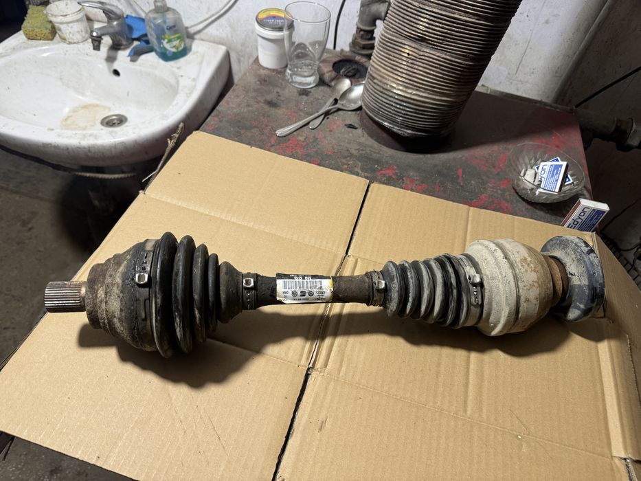 Planetară stanga fata volkswagen Tiguan 5N 2.0 TDI 2007- 2011 140 cp