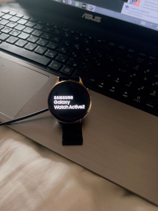 Смарт-часы Samsung Galaxy Watch Active 2