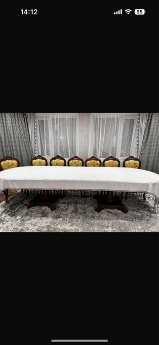 Гостевой большой стол