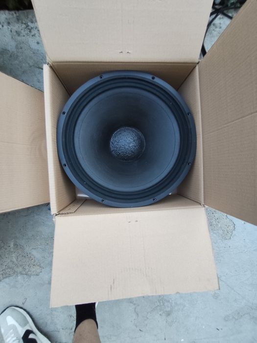 Difuzor subwoofer 18 inch 8 ohm 3200 W peak