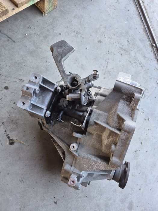 Cutie de viteze vw golf 6 1.4 benzina 5 trepte cod LEG an 2012