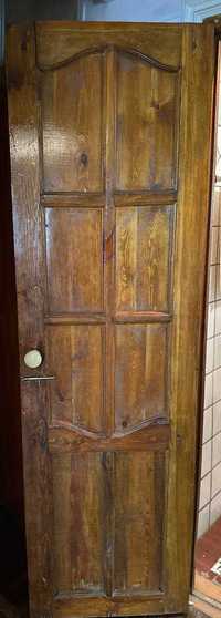 Двери деревянные с рамой, 2 штуки (198, 60см)