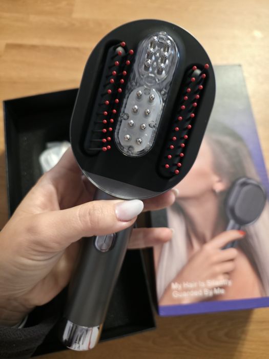 Perie electrică de masaj pentru păr și scalp