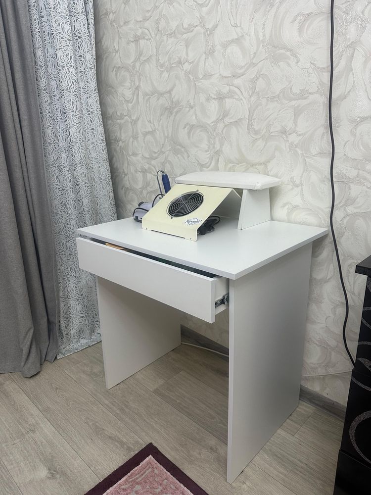 Продам письменный стол