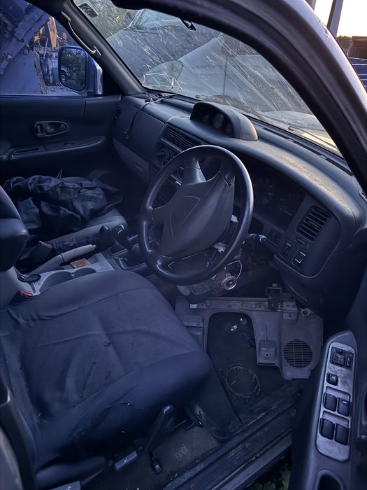 Mitsubishi pajero sport 2.5
