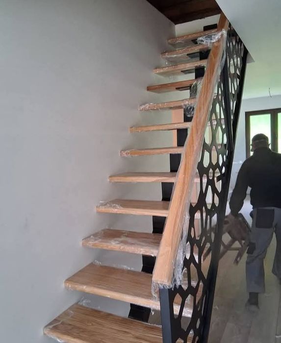 Facem scări de interior se poate să ne deplasăm direct la adresa clien