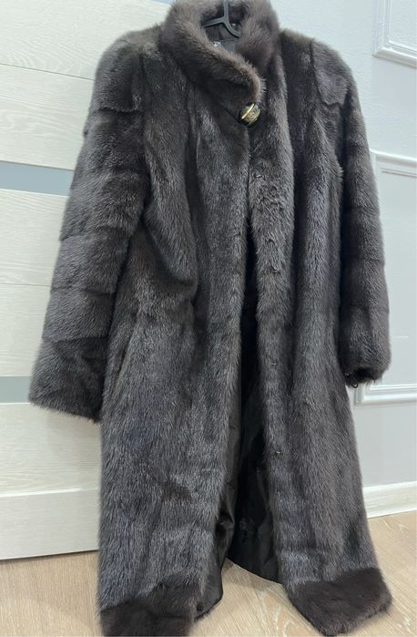 Продам норковую шубу в отличном состоянии