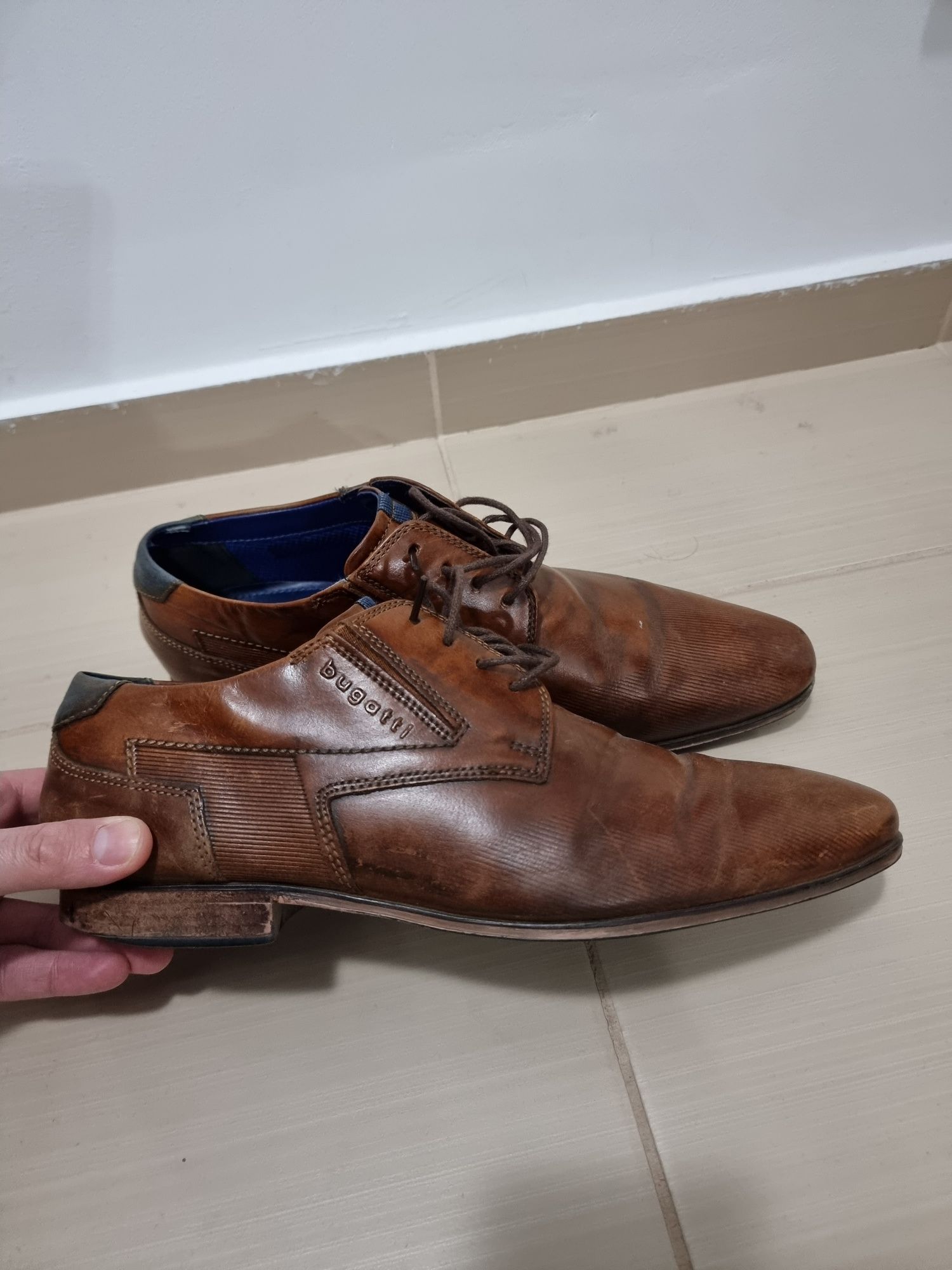 Pantofi barbatesti piele naturala Bugatti marime 42