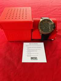 Оригинален DIESEL мъжки часовник Mega Chief Chronograph