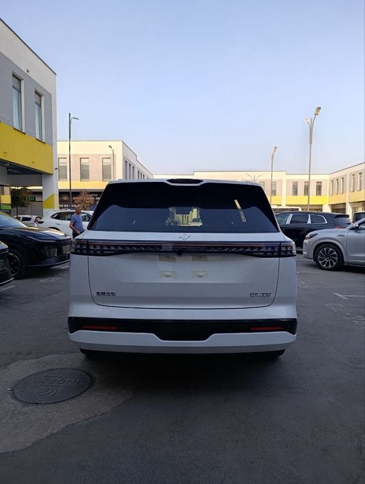 Donfeng 008 arzon narxda