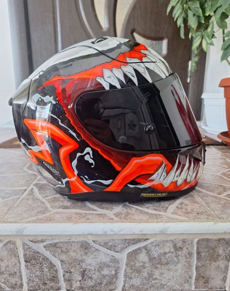 HJC Rpha 11 venom 2
