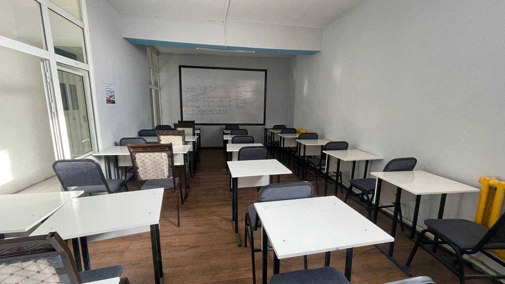 G'ijduvon xo'jayi jahon yonida 3 qavatli bino sotiladi.