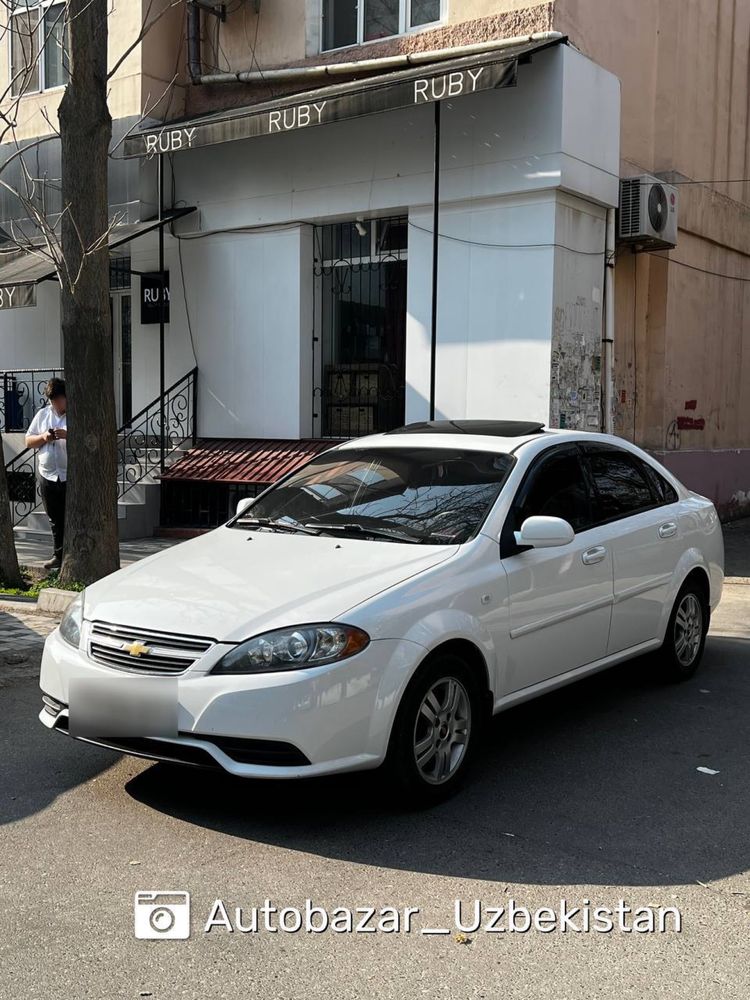 •Lacetti Gentra 2.3L Turbo•