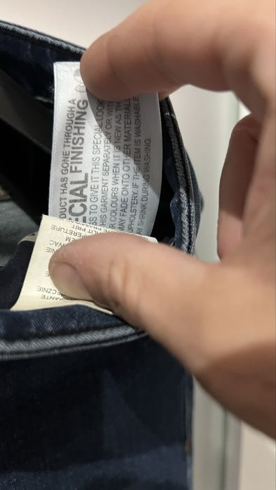 Нов модел Hugo Boss дънки. Налична серия от 31ви до 38ми рязмер