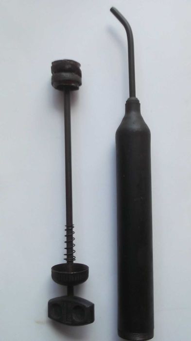 Pompita / Pompa / Seringa de ulei pentru ateliere mecanice, noua