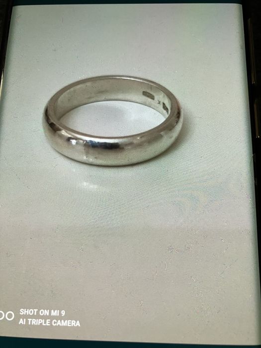 Обручальное кольцо