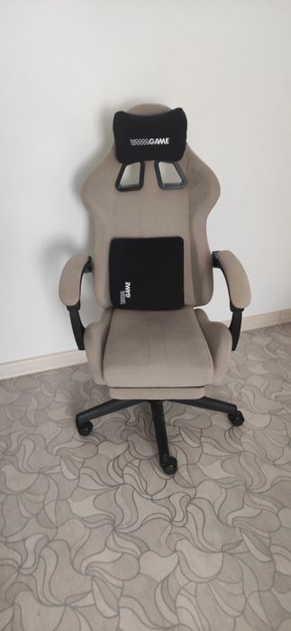 Продам игровое кресло