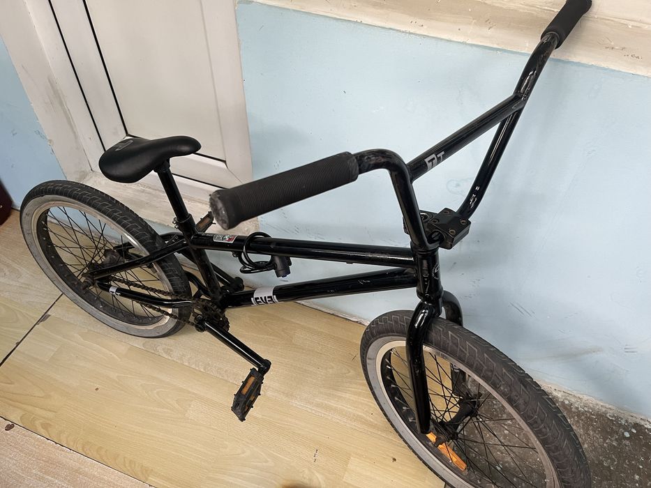 Продам велосипед bmx