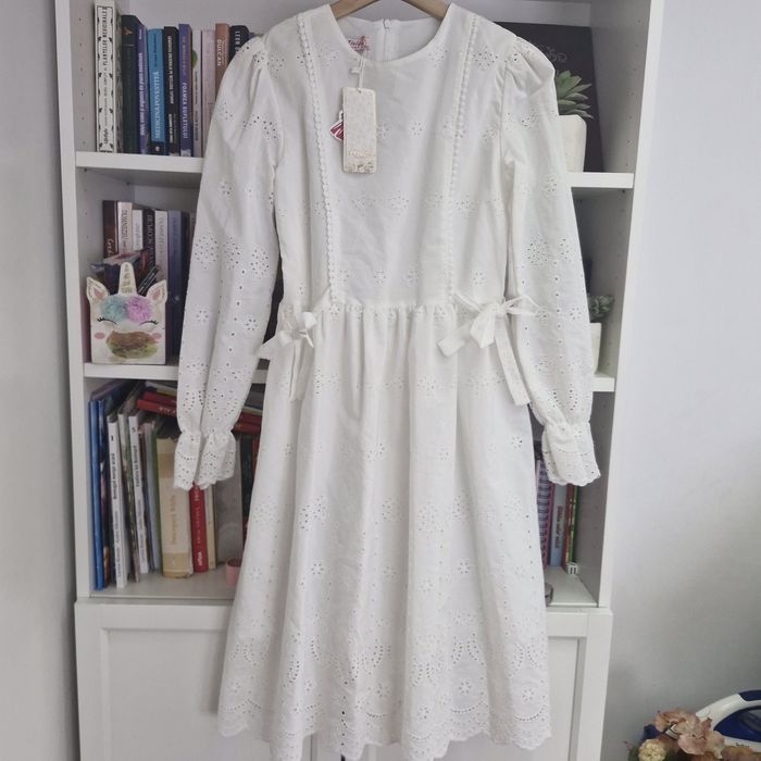 Rochita fetite 14-15 ani