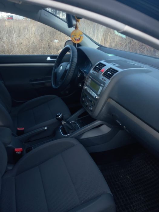 Vand VW Golf 5 2007, motorina, in stare foarte buna de functionare