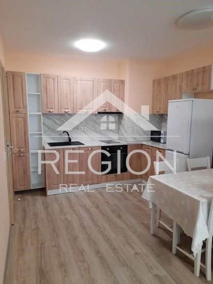 Дава се под наем Двустаен апартамент в Варна, Левски - 75 кв.м за 510 € - Снимка #1