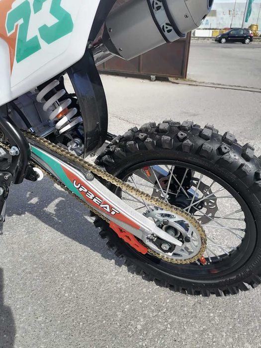Бензинов мотор 125 кубика CROSS