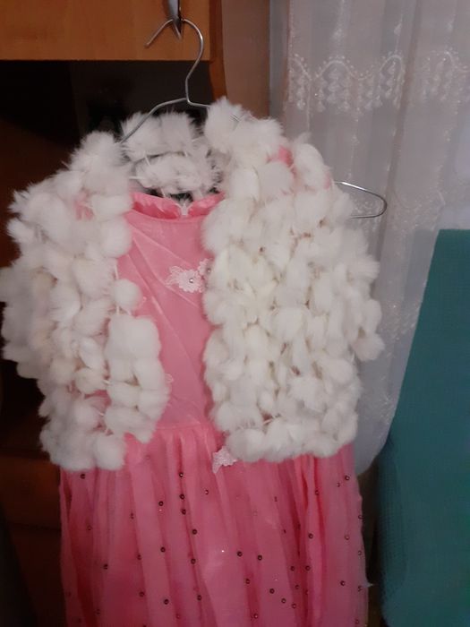 Платья,кофты ,юбки ,брюки разные недорого