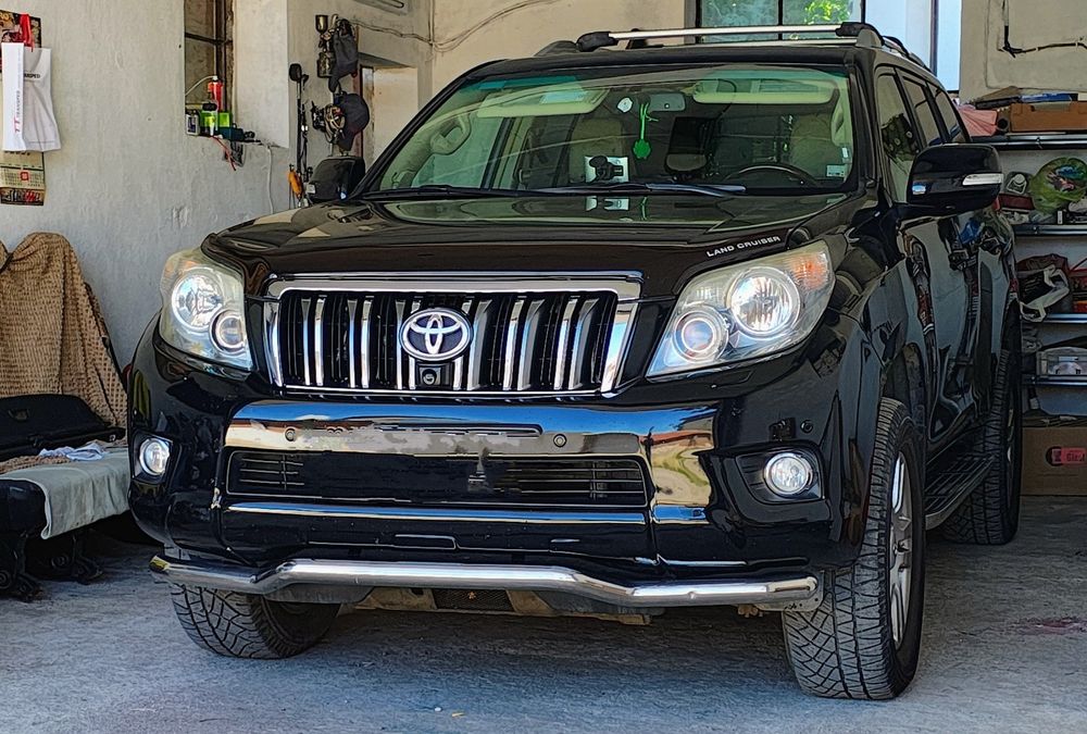 Toyota Land Cruiser 150