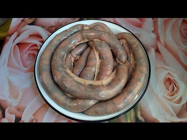 Үйінізге келіп қазы, шұжық жасаймыз. Делаем шужык, казы у вас дома