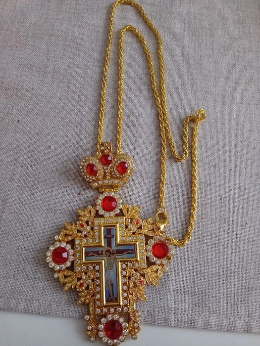 Cruci pectorale pentu peoti